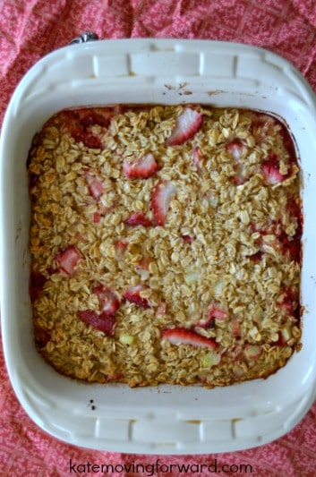 baked oatmeal with strawberries and rhubarb